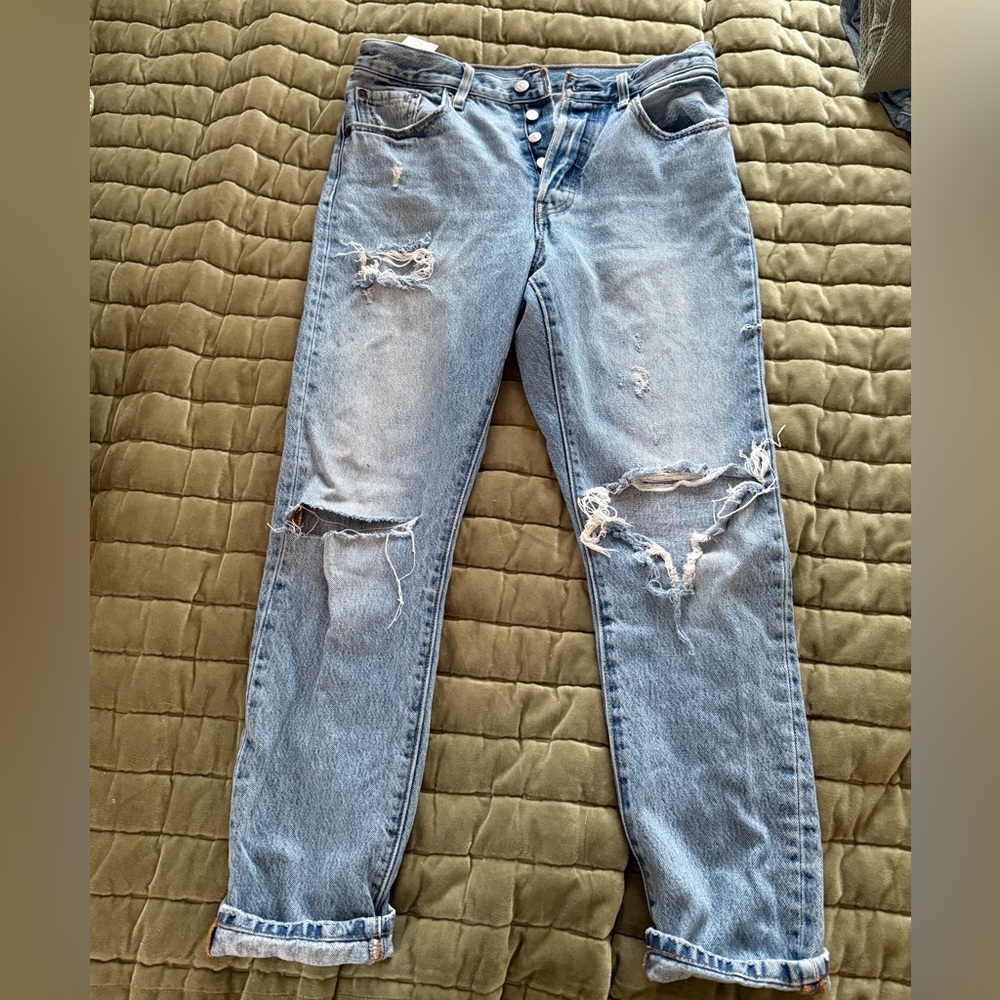 Levi’s 501 Distressed Denim Jeans - Picture 2 of 3